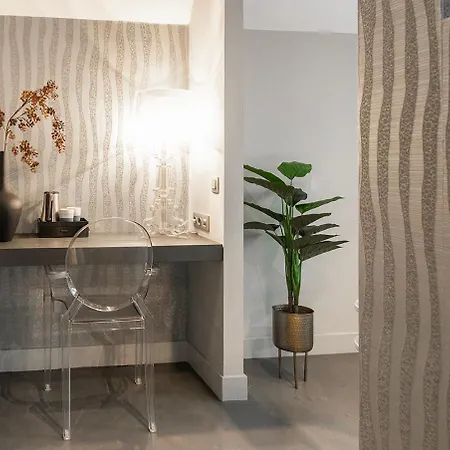 Weaving Mill And Shared Kitchen Aparthotel