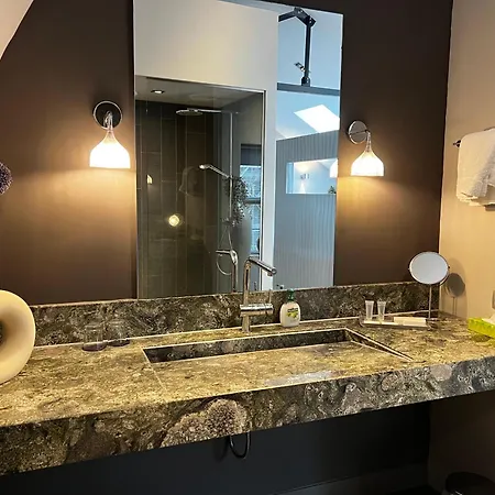 W Kitchen Acces,den Bosch- Oss, Near Train Διαμέρισμα *