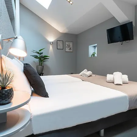 W Kitchen Acces,den Bosch- Oss, Near Train * Oss