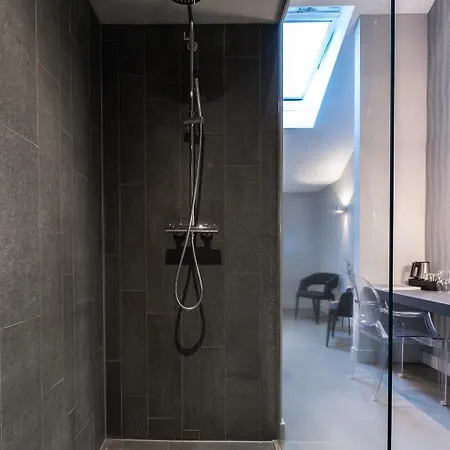W Kitchen Acces,den Bosch- Oss, Near Train Daire