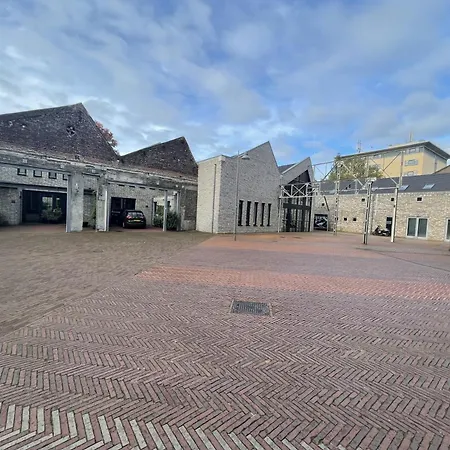 Daire W Kitchen Acces,den Bosch- Oss, Near Train *