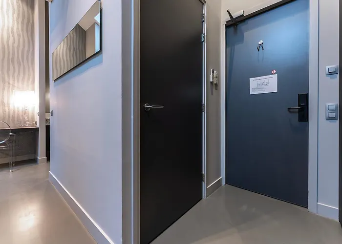 W Kitchen Acces,den Bosch- Oss, Near Train * Oss