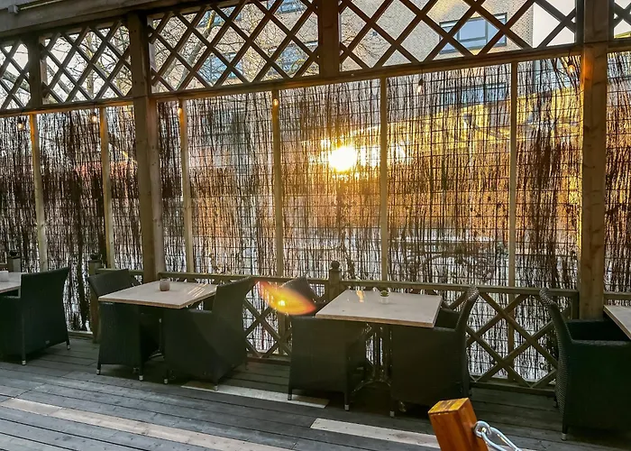 W Kitchen Acces,den Bosch- Oss, Near Train