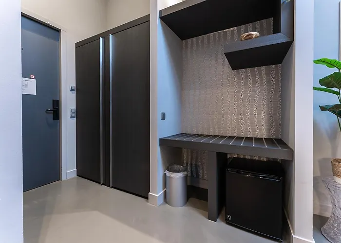 W Kitchen Acces,den Bosch- Oss, Near Train