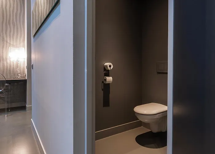 W Kitchen Acces,den Bosch- Oss, Near Train *