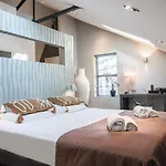 W Kitchen Acces,den Bosch- Oss, Near Train * אוס