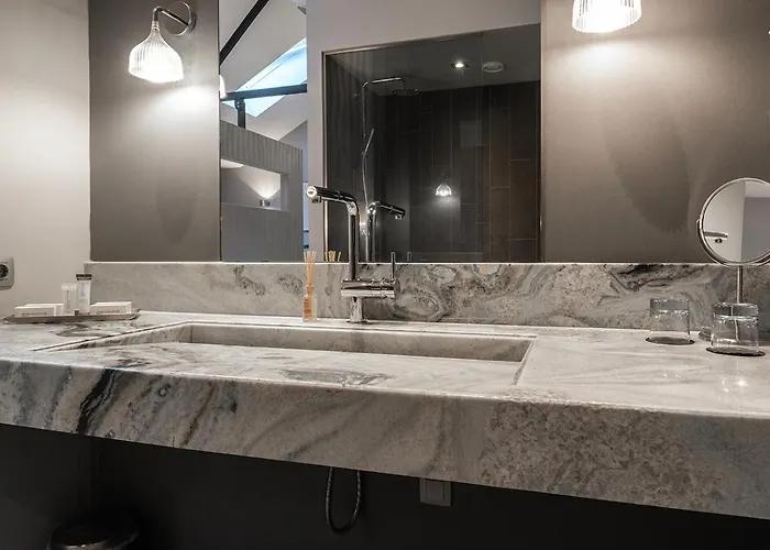 W Kitchen Acces,den Bosch- Oss, Near Train *