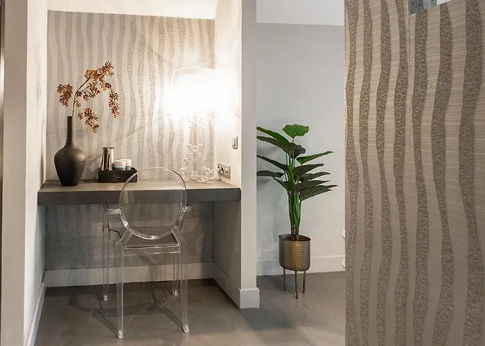 W Kitchen Acces,den Bosch- Oss, Near Train דירה